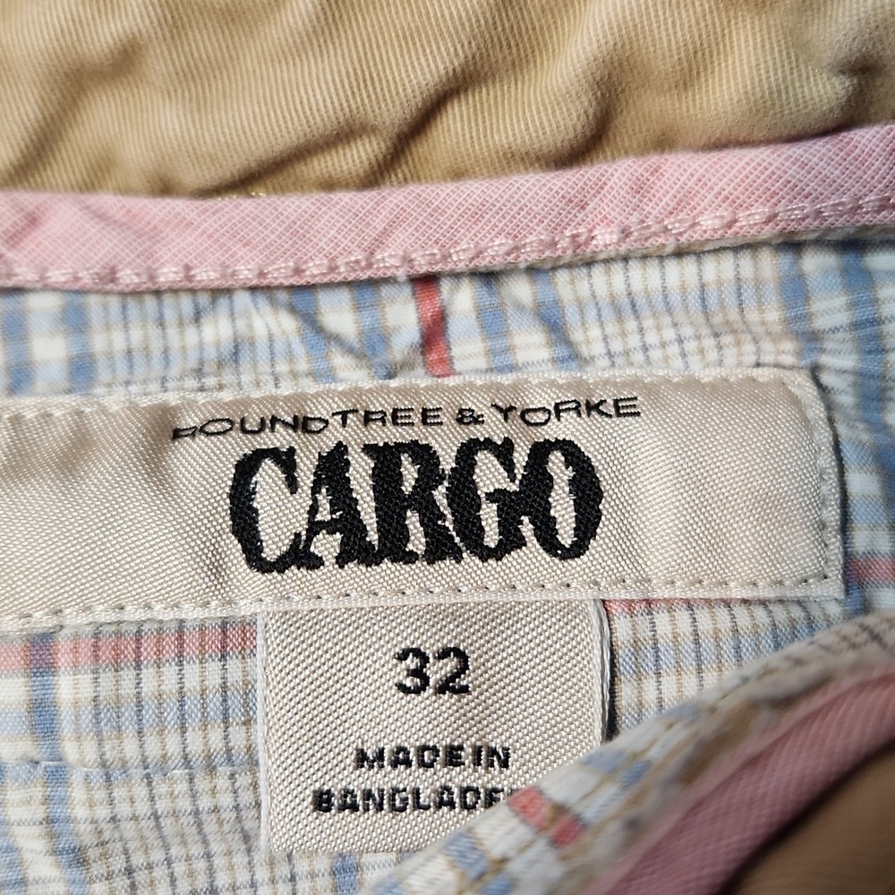 Men's Tan Cargo Shorts - Picture 8 of 9
